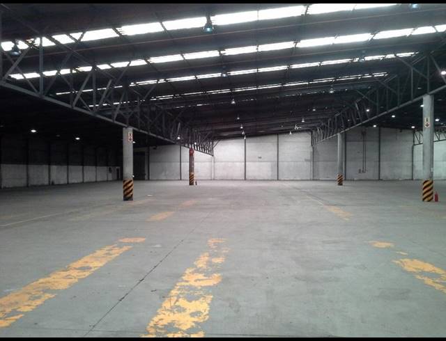 9,258M² FACTORY TO LET IN EPPING INDUSTRIAL